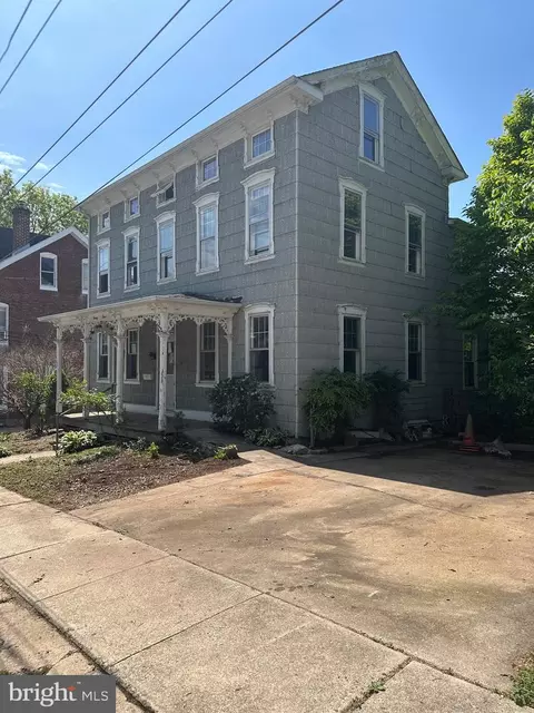 24 N 4th Ave, Royersford, PA 19468