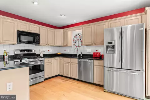 Kitchen - 104 Lemonton Way, Wayne, PA 19087 photo 2 of 2