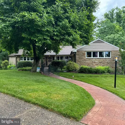 201 Liberty Rd, Elkins Park, PA 19027