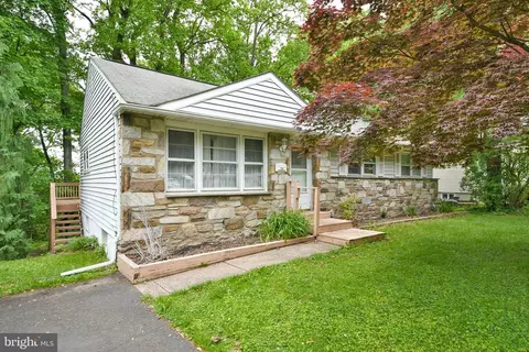 722 Roslyn Ave, Glenside, PA 19038
