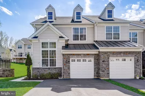 2075 Julia Dr, Conshohocken, PA 19428