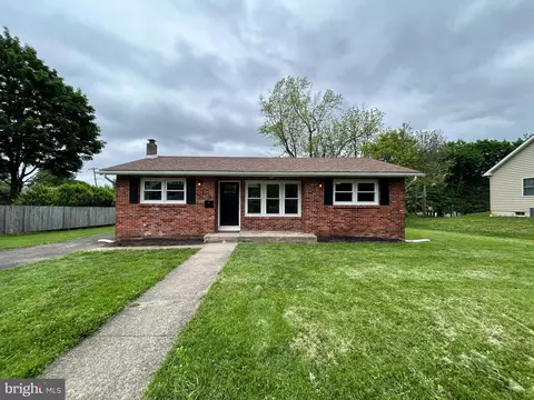 514 W Montgomery Ave, North Wales, PA 19454
