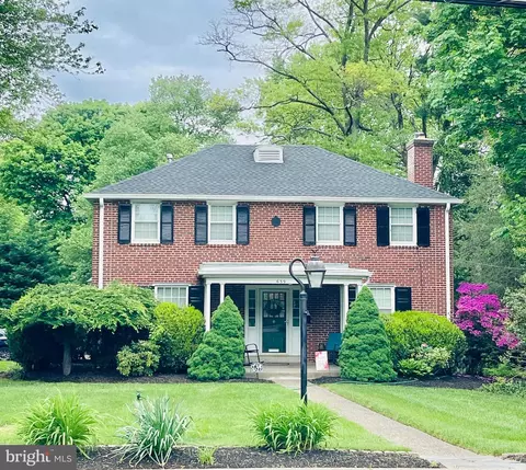 639 Twickenham Rd, Glenside, PA 19038