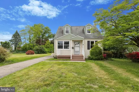 801 Thompson St, Rockledge, PA 19046
