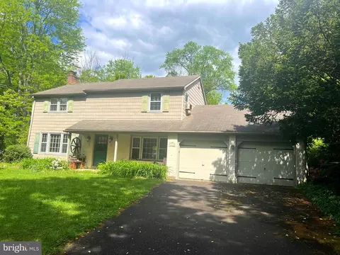 1645 Terrace Dr, Ambler, PA 19002