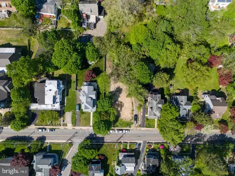1313 Ashbourne Rd, Elkins Park, PA 19027
