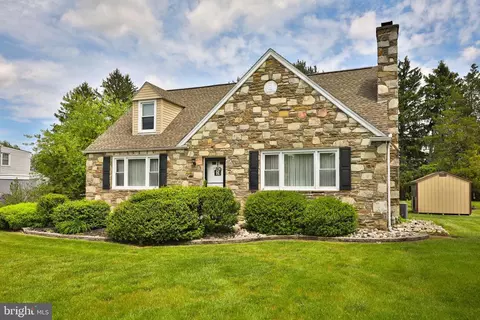 14 Terrace Rd, Plymouth Meeting, PA 19462