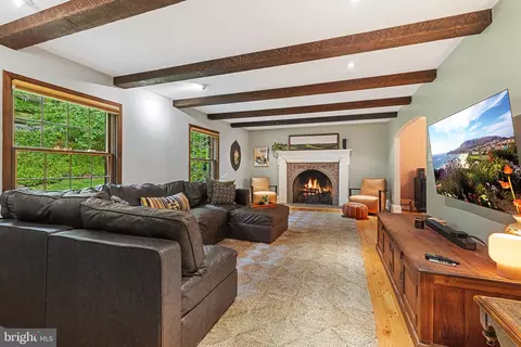 290 Danell Rd, Wayne, PA 19087 photo 5