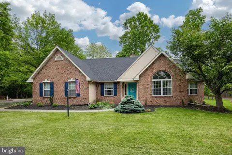 408 Oak Dr, Harleysville, PA 19438