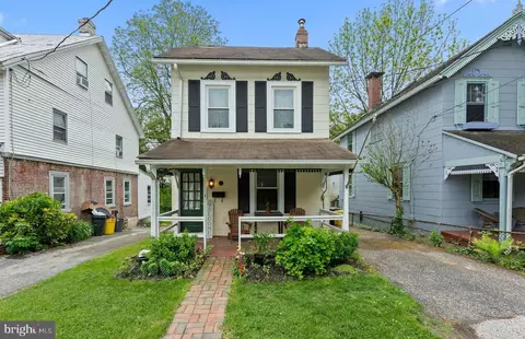 45 Franklin Ave, Bryn Mawr, PA 19010