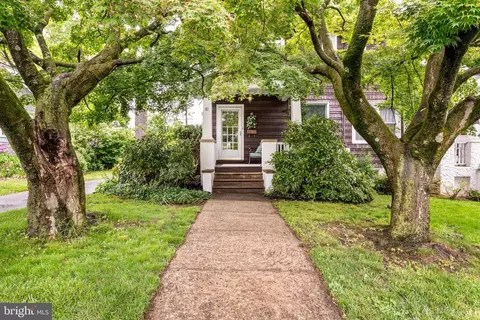 81 Academy Rd, Bala Cynwyd, PA 19004