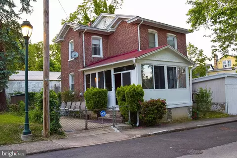 7402 B-d St, Elkins Park, PA 19027
