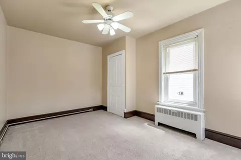 Bedroom - 48 E 3rd St, Pottstown, PA 19464 photo 5 of 8
