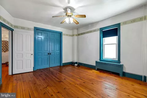 Bedroom - 48 E 3rd St, Pottstown, PA 19464 photo 3 of 8
