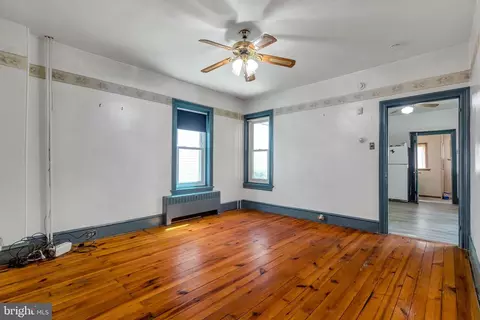 Living - 48 E 3rd St, Pottstown, PA 19464 photo 1 of 1