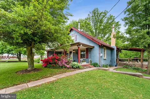 248 Indian Creek Rd, Telford, PA 18969