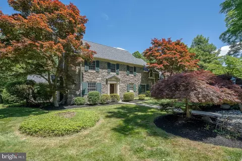 7807 Froebel Rd, Glenside, PA 19038
