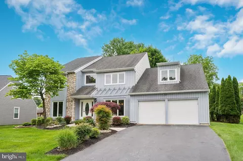 474 S Apple Tree Ln, Lafayette Hill, PA 19444