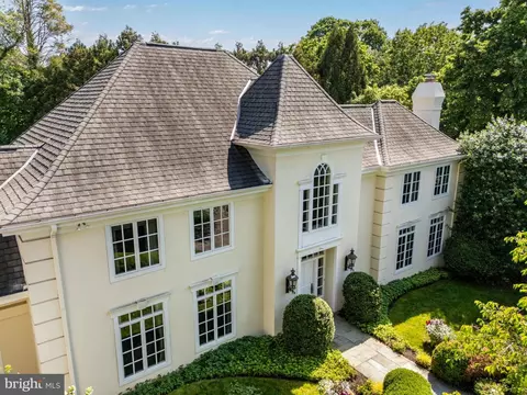 264 Glenmoor Rd, Gladwyne, PA 19035