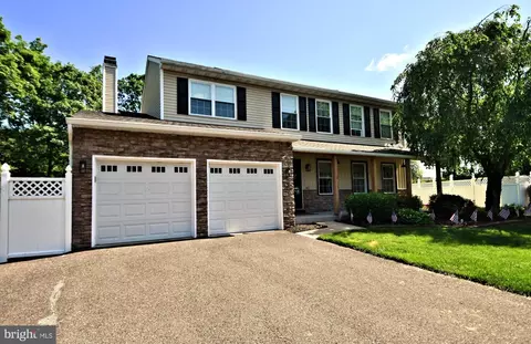 2005 Deer Ridge Dr, Pottstown, PA 19464