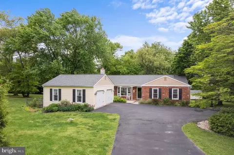 4180 Shoemaker Rd, Huntingdon Valley, PA 19006