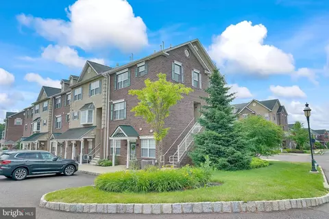 3899 Ashland Dr #A-2, Harleysville, PA 19438