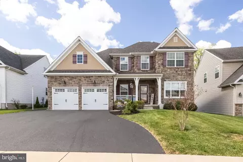 1983 Canyon Creek Rd, Gilbertsville, PA 19525
