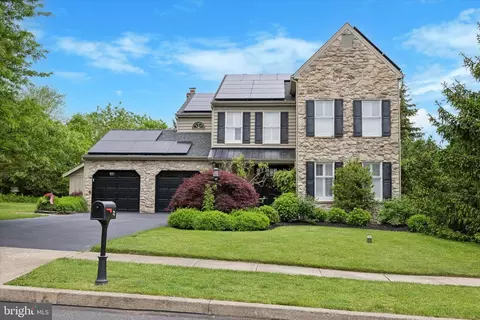 8 Ridgewood Way, Harleysville, PA 19438