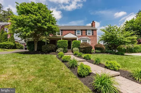 527 Bethan Rd, Elkins Park, PA 19027