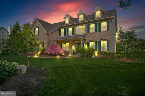 122 Knoll Dr, Collegeville, PA 19426