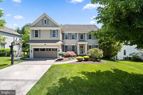 2112 Basswood Dr, Lafayette Hill, PA 19444