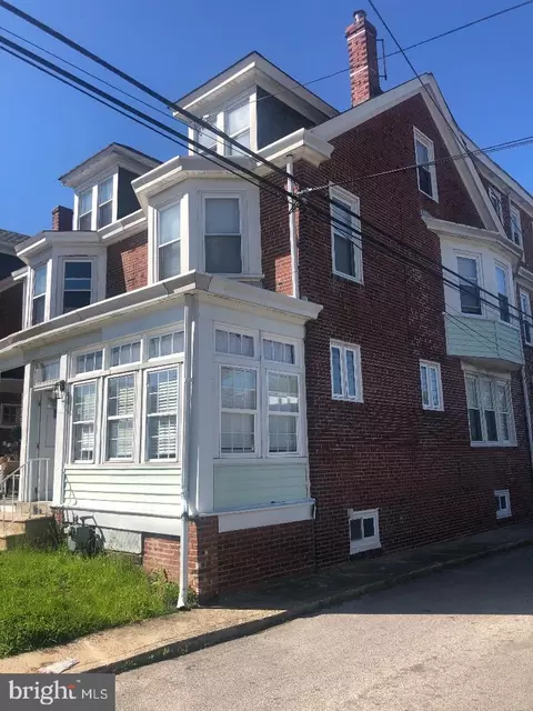 20 E Freedley St, Norristown, PA 19401