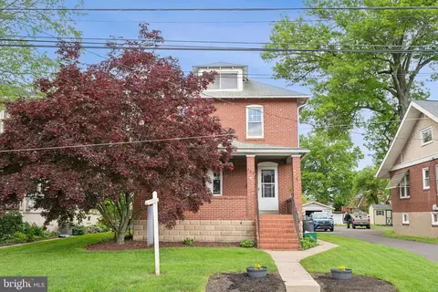 769 Main St, Royersford, PA 19468