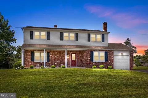 1568 Temple Dr, Ambler, PA 19002
