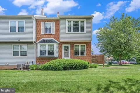 423 Wendover #127-B, Norristown, PA 19403
