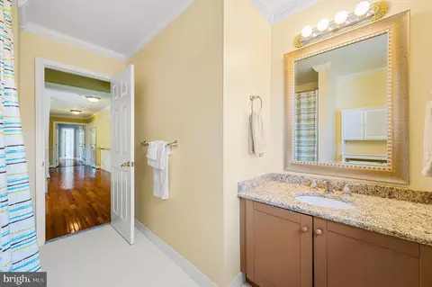 Bath - 1261 Gulph Creek Dr, Wayne, PA 19087 photo 4 of 6