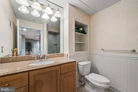 Bath - 1261 Gulph Creek Dr, Wayne, PA 19087 photo 5 of 6