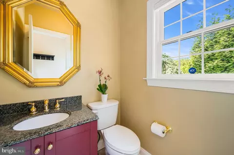 Bath - 1261 Gulph Creek Dr, Wayne, PA 19087 photo 1 of 6