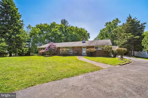 3 Meetinghouse Rd, Hatboro, PA 19040