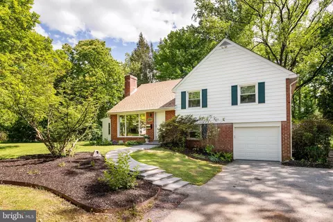 933 Mayberry Rd, Conshohocken, PA 19428