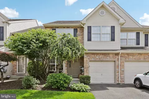 1305 Duke Ct, Royersford, PA 19468