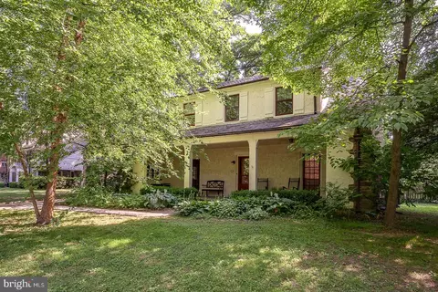 615 Sussex Rd, Wynnewood, PA 19096