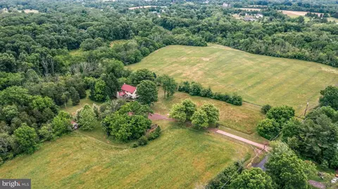 37 Kober Rd, Harleysville, PA 19438
