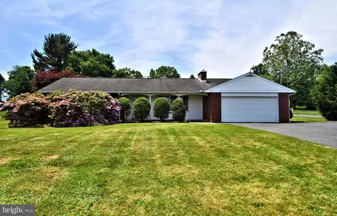 838 Price Rd, Harleysville, PA 19438