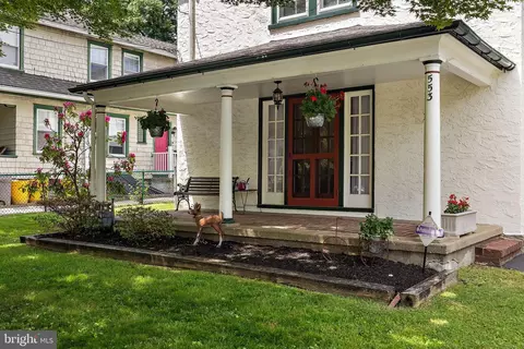 553 Barrett Ave, Haverford, PA 19041
