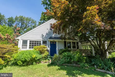 305 Preston Rd, Flourtown, PA 19031