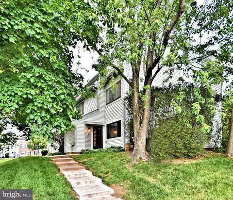 207 Heritage Dr #371, Harleysville, PA 19438