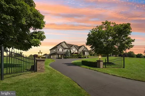 1620 Green Hill Rd, Collegeville, PA 19426