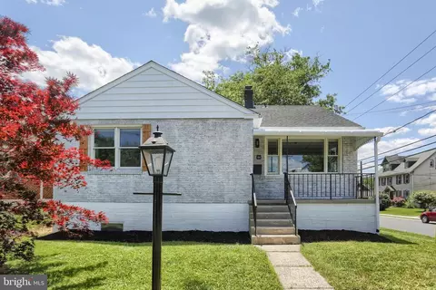 44 W 8th St, Lansdale, PA 19446