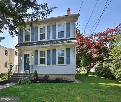 154 Jenkins Ave, Lansdale, PA 19446